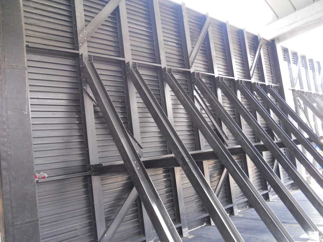 GRP Multiflo Cover & Baffle Wall Banner